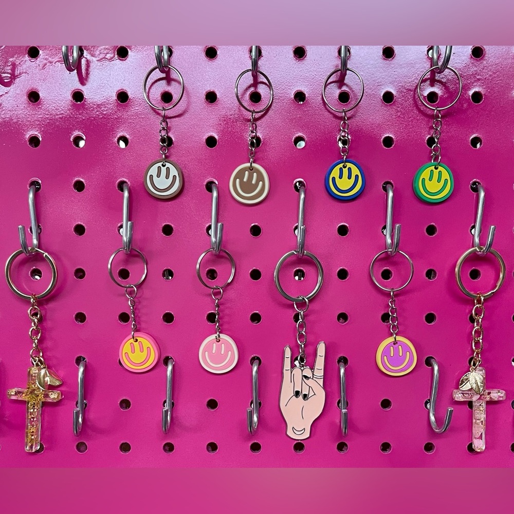 KEYCHAINS - Picture 2 of 7